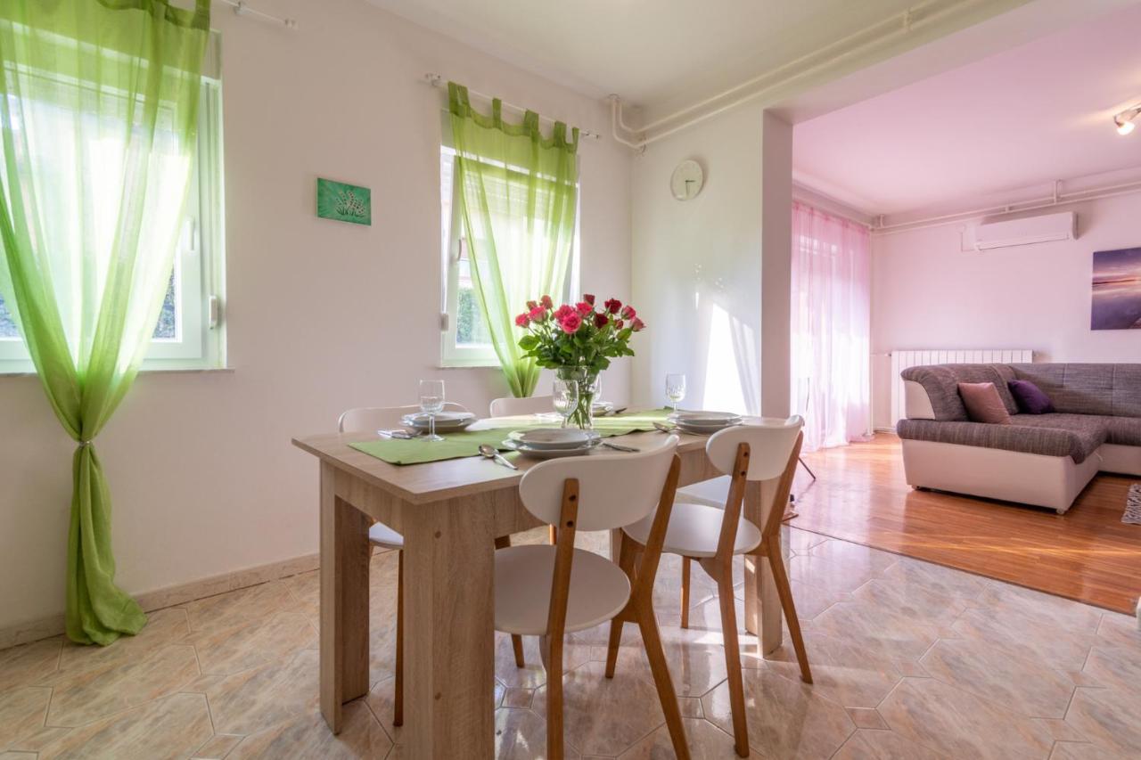 Apartman Monte Grande Pula Luaran gambar