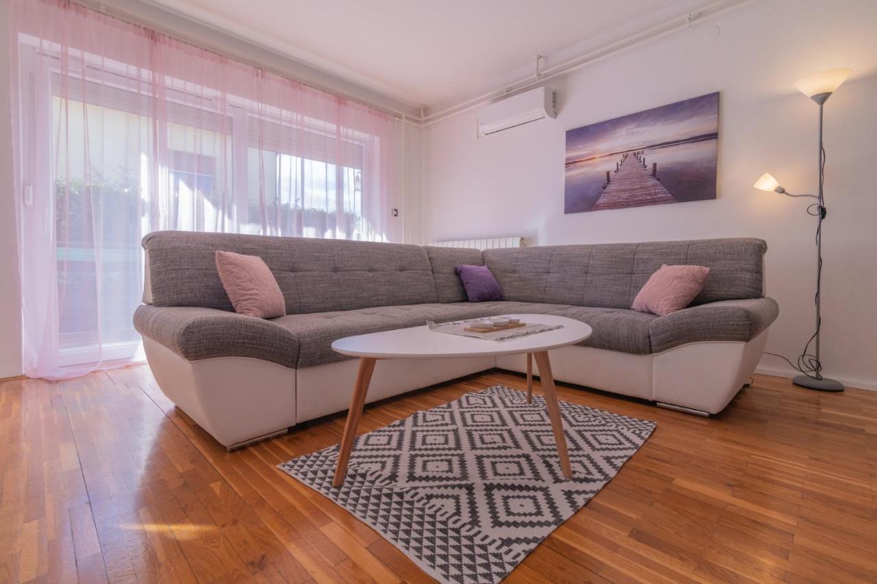 Apartman Monte Grande Pula Luaran gambar